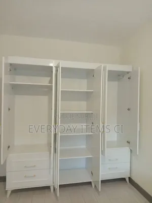 Placard Neuf Excellente Qualité  