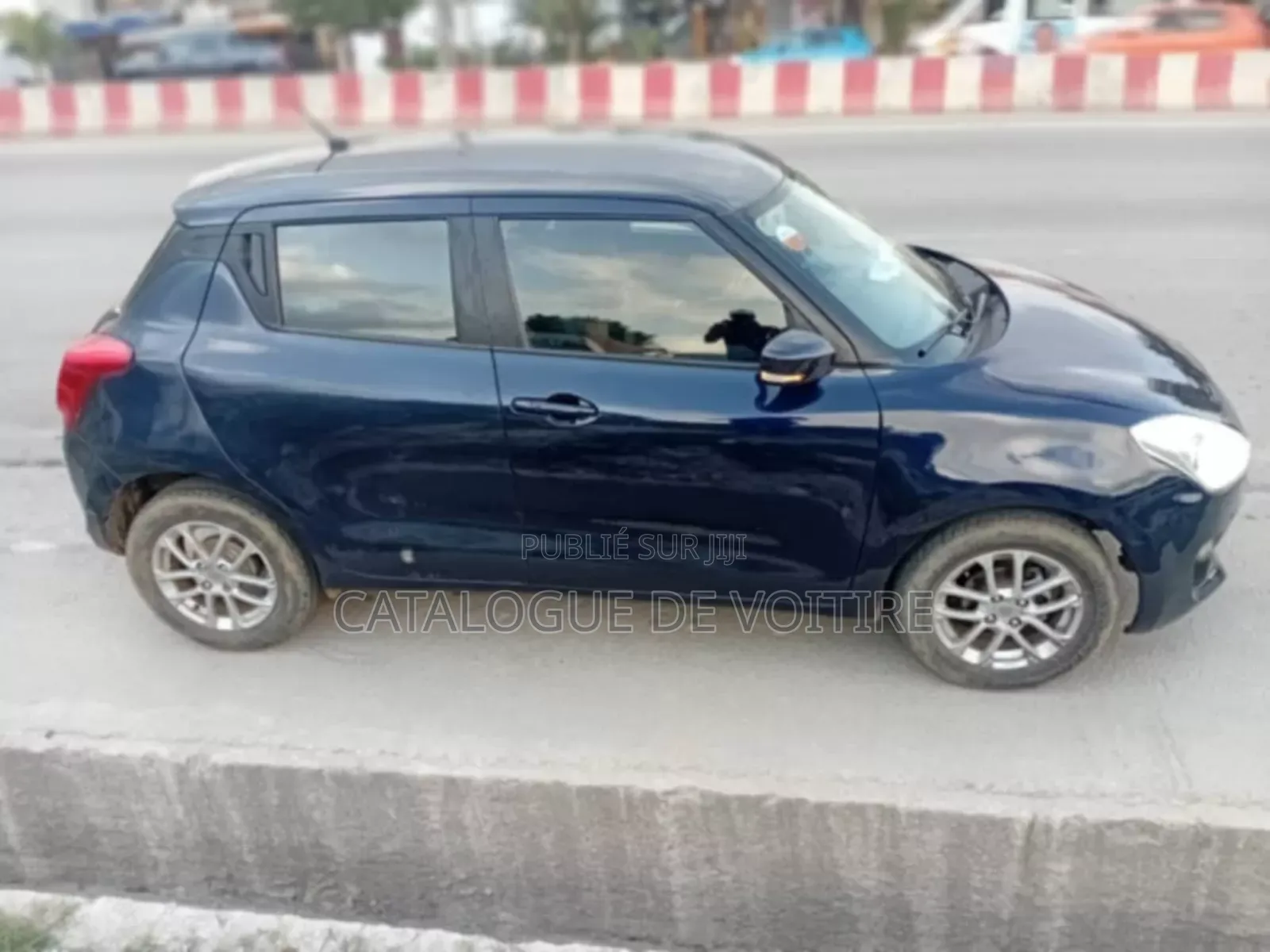 Suzuki Swift 2019 Blue