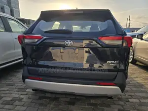 Neuf Toyota RAV4 Adventure AWD 2024 Noir