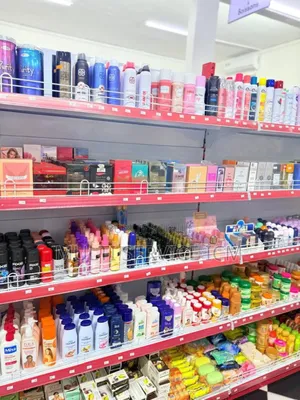 Boutique Commerce a Cédé