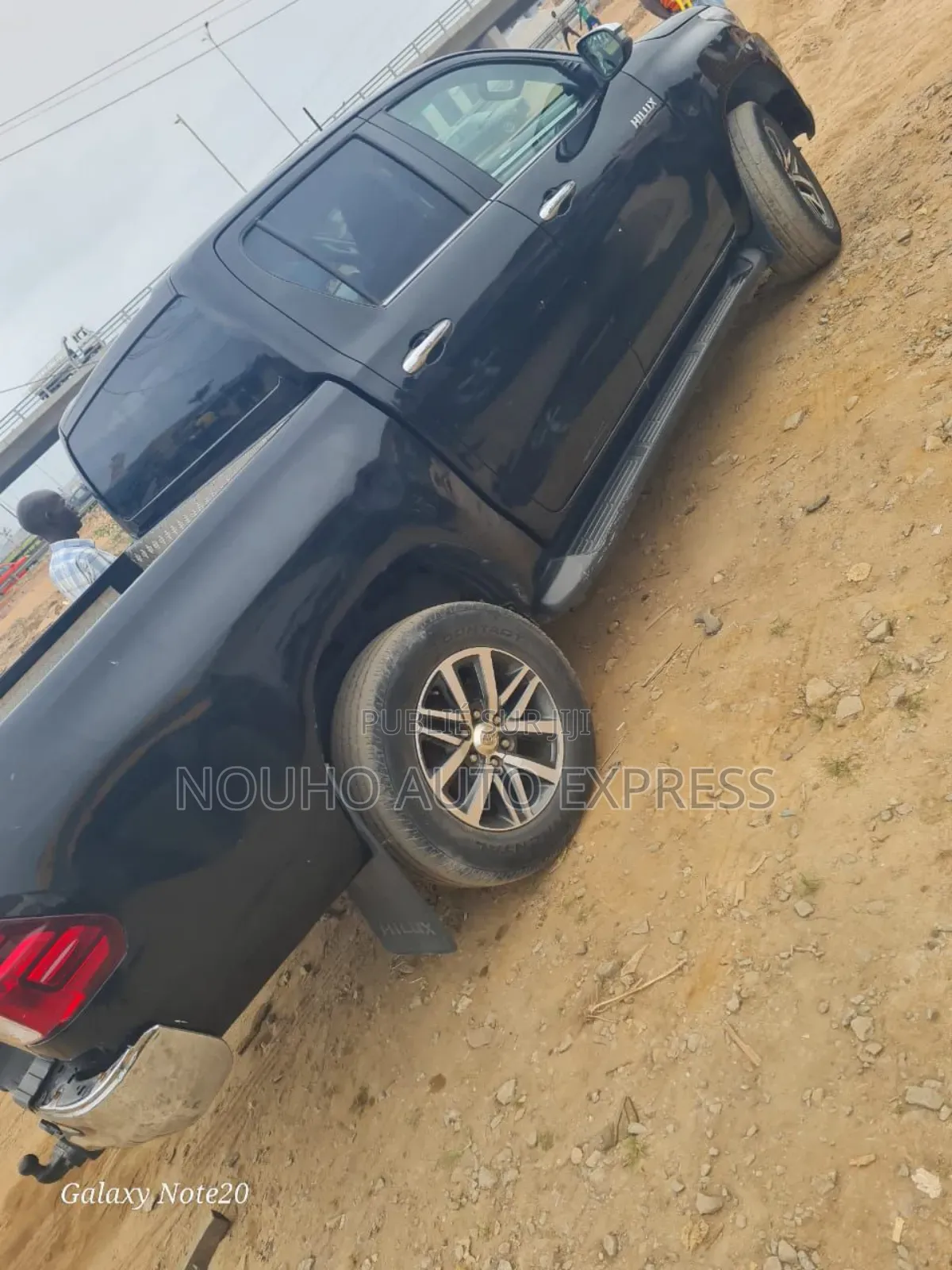 Toyota Hilux 2019 Black