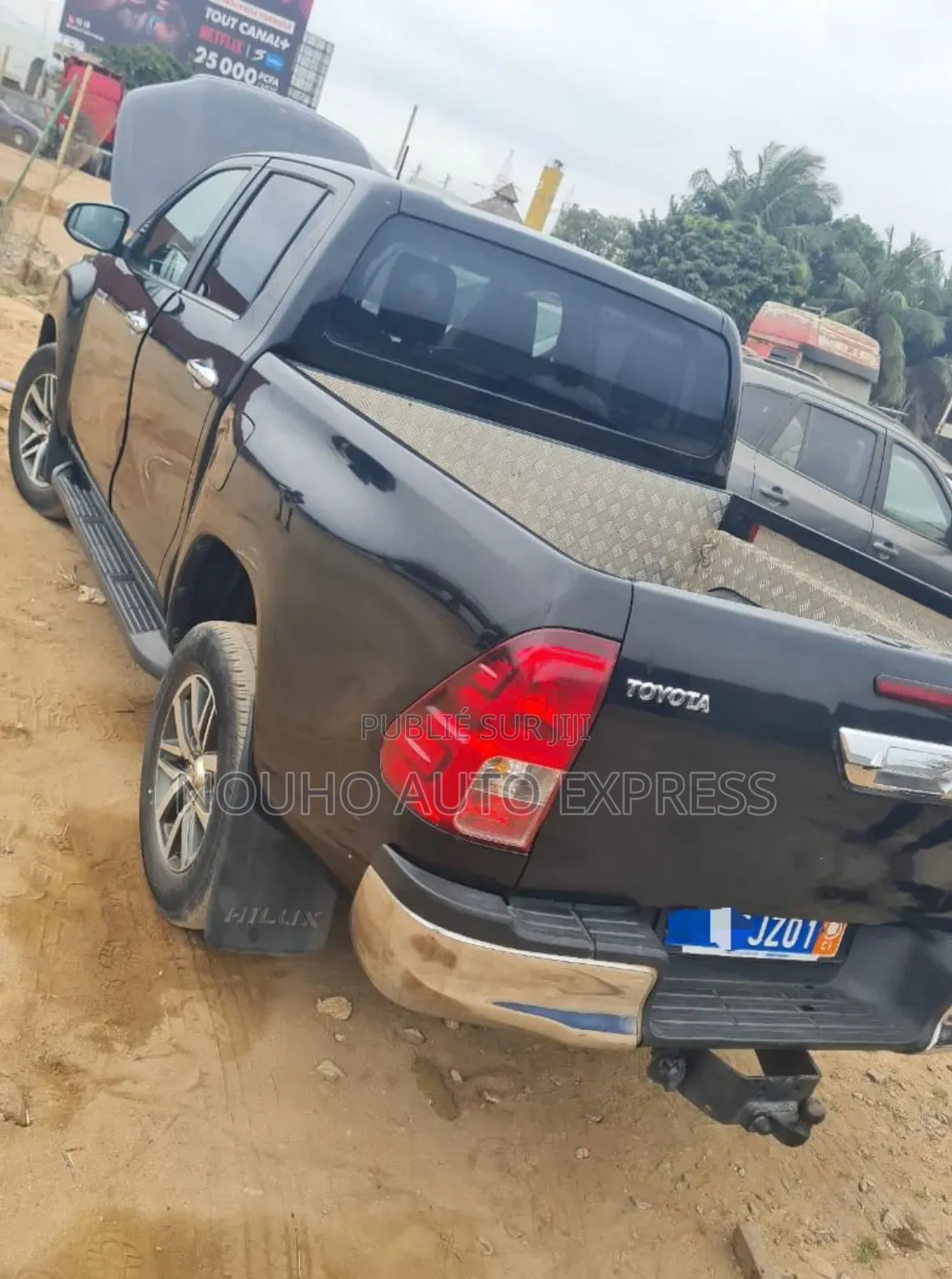 Toyota Hilux 2019 Black