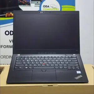 Neuf Lenovo ThinkPad T480s 8GB Intel Core I5 SSD 256GB