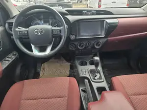 New Toyota Hilux 2025 Blanc