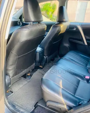 Toyota RAV4 2016 Gris