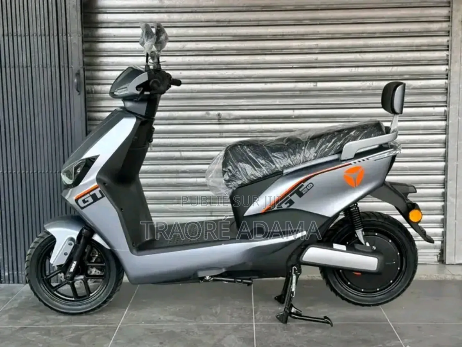 Neuf Motorcycle 2025