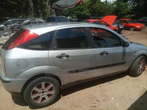 Ford Focus 2004 Gris