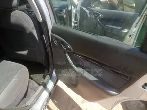 Ford Focus 2004 Gris