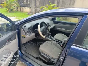 Hyundai Elantra 2018 Blue