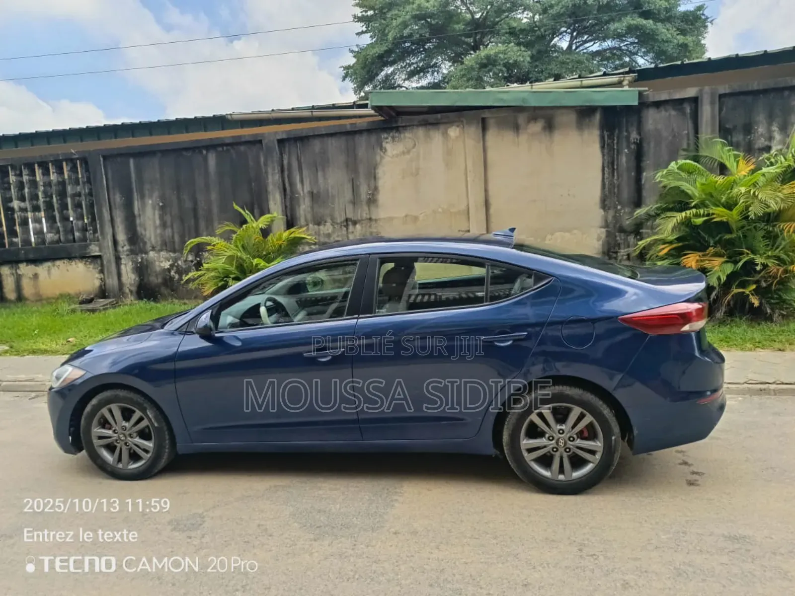 Hyundai Elantra 2018 Blue