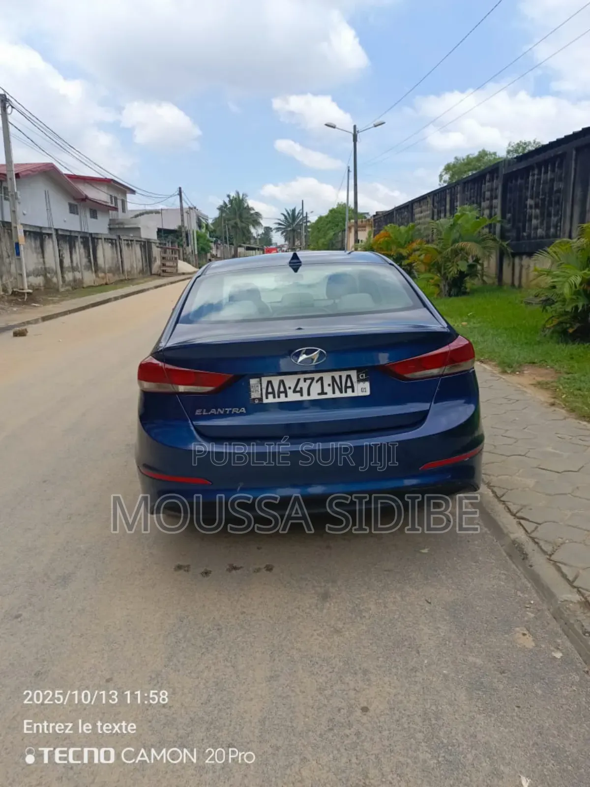 Hyundai Elantra 2018 Blue