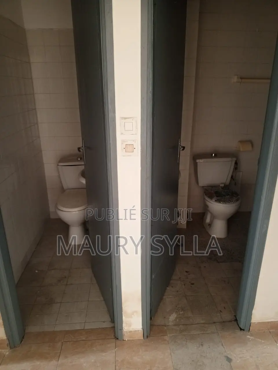 2chbre Appartement dans Sylla Maury, Cocody à Vendre