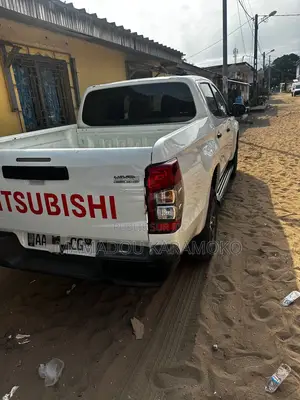 New Mitsubishi L200 2025 Blanc