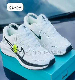 Photo - Vente De Chaussures