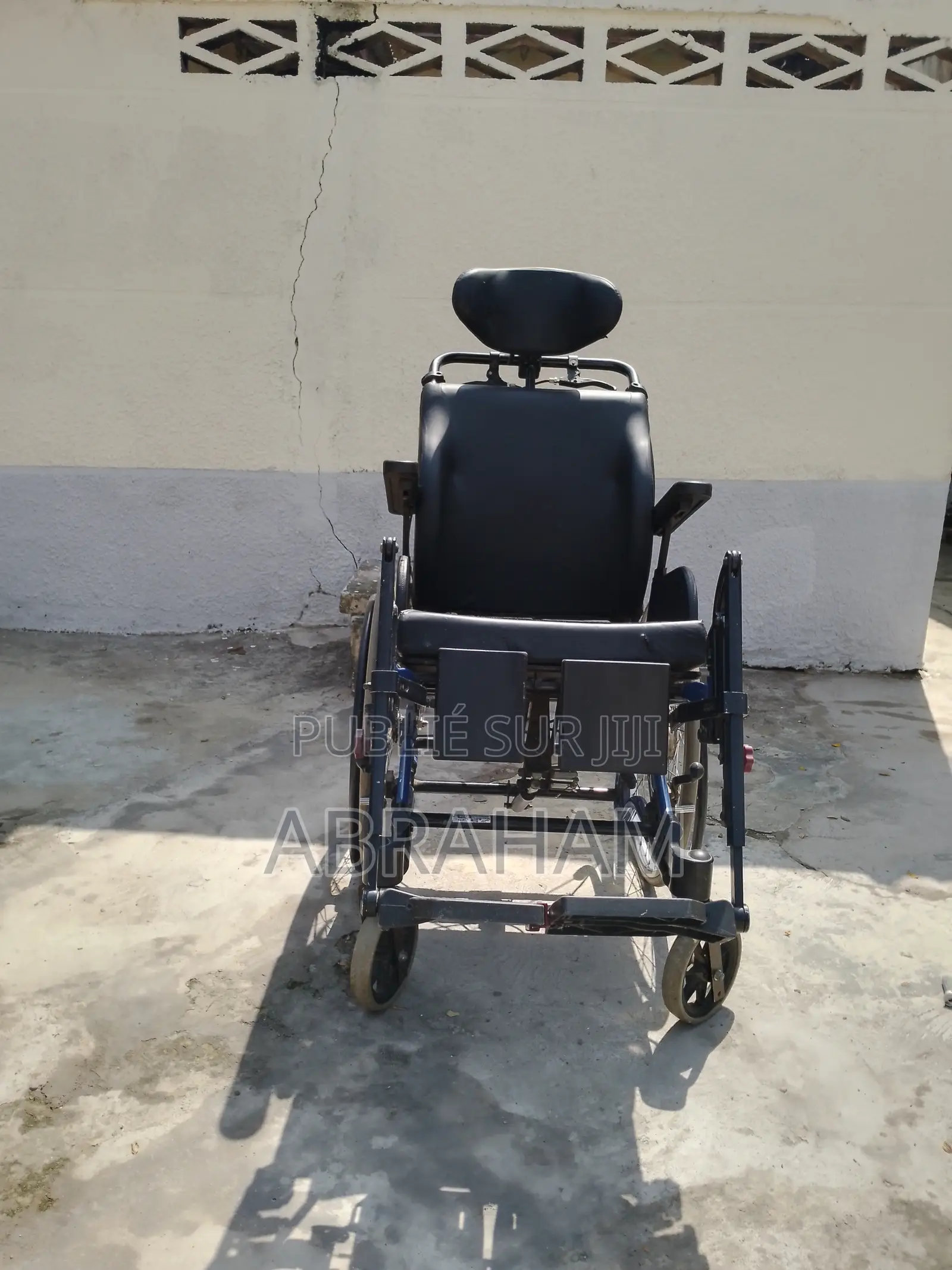 Fauteuil Roulant Multifonction