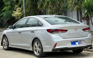 Photo - Hyundai Sonata 2022 Beige
