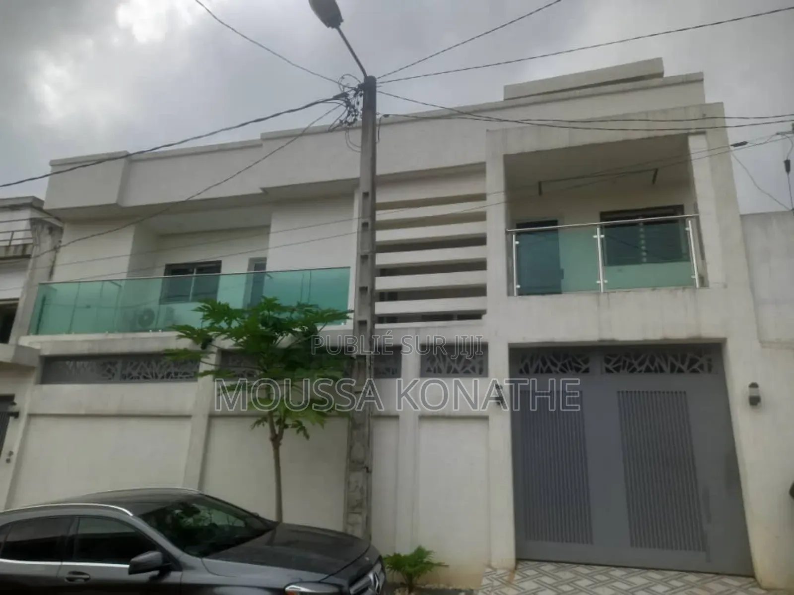 6chbre Villa dans Alliance Travel, Cocody à Vendre