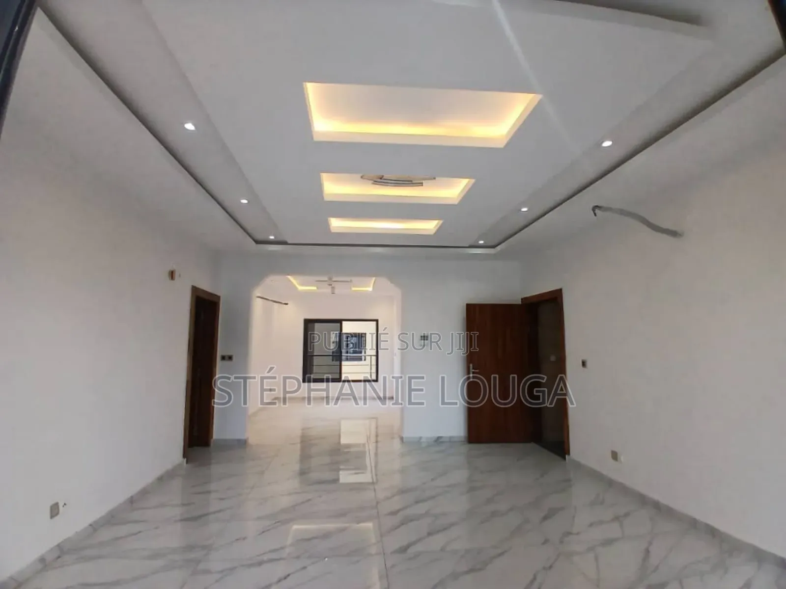 2chbre Appartement dans Mockeyville,, Grand-Bassam à Louer