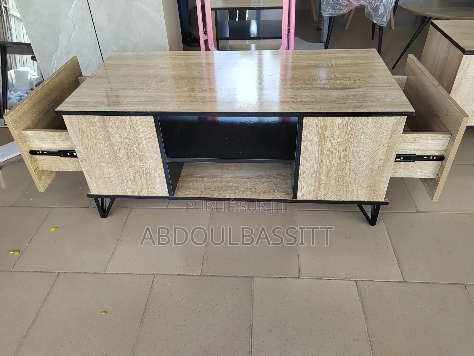 Pieds Et Supports De Télévision