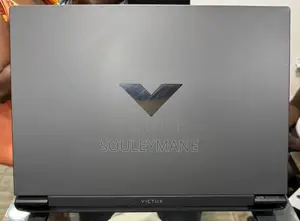Photo - Ordinateur Portable HP Victus 15 16GB AMD Ryzen 5 SSD 512GB