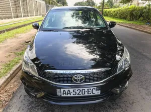 Photo - Toyota Starlet 2025 Black