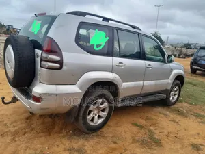 Toyota Land Cruiser Prado 4.0 Petrol GX-R 2004 Gris