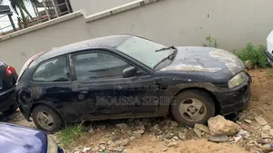 Mitsubishi Colt 2001 Vert