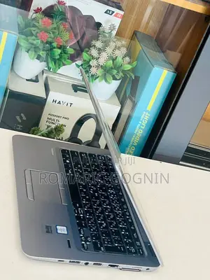 New Ordinateur Portable HP EliteBook 820 G3 8GB Intel Core I5 SSD 256GB