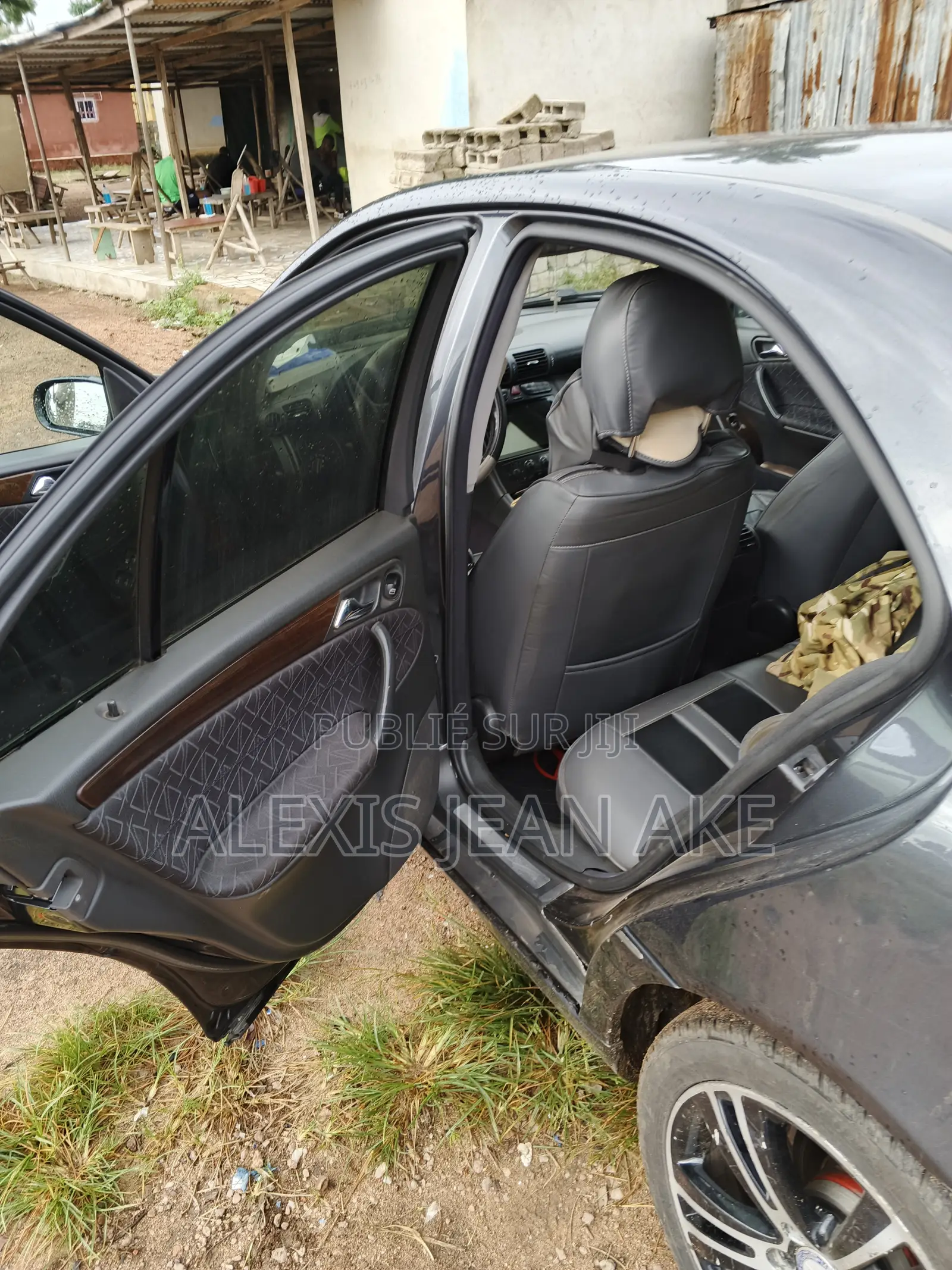 Mercedes-Benz C200 2005 Blue