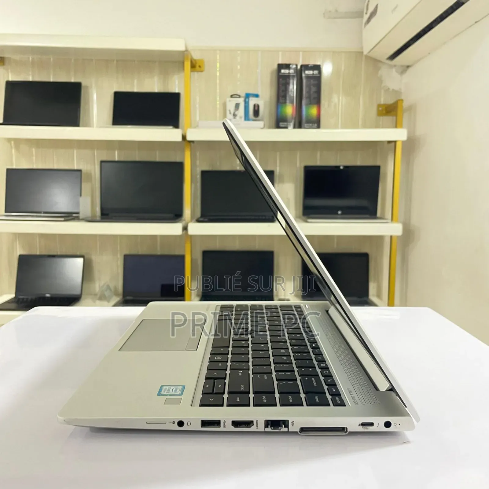 New Ordinateur Portable HP EliteBook 840 G5 8GB Intel Core I5 SSD 256GB