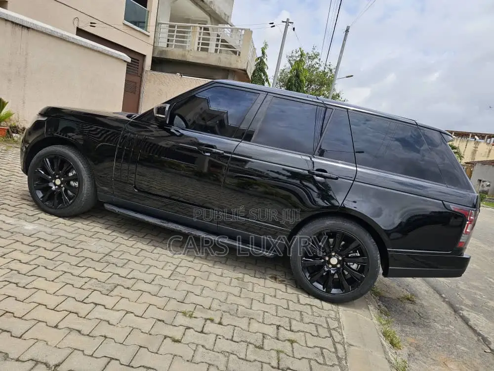 Land Rover Range Rover Vogue 2016 Black