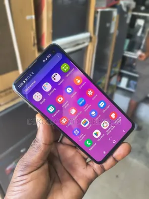 Samsung Galaxy S10e 128 GB Black