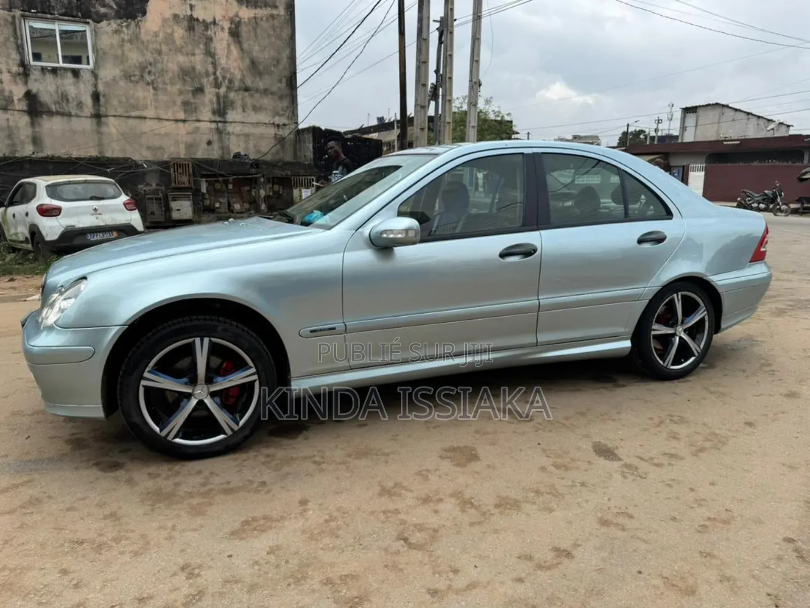 Mercedes-Benz C200 2005 Blue