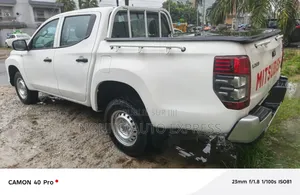 Mitsubishi L200 2020 Blanc
