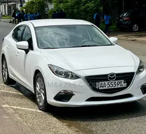 Photo - Mazda 3 2016 Blanc