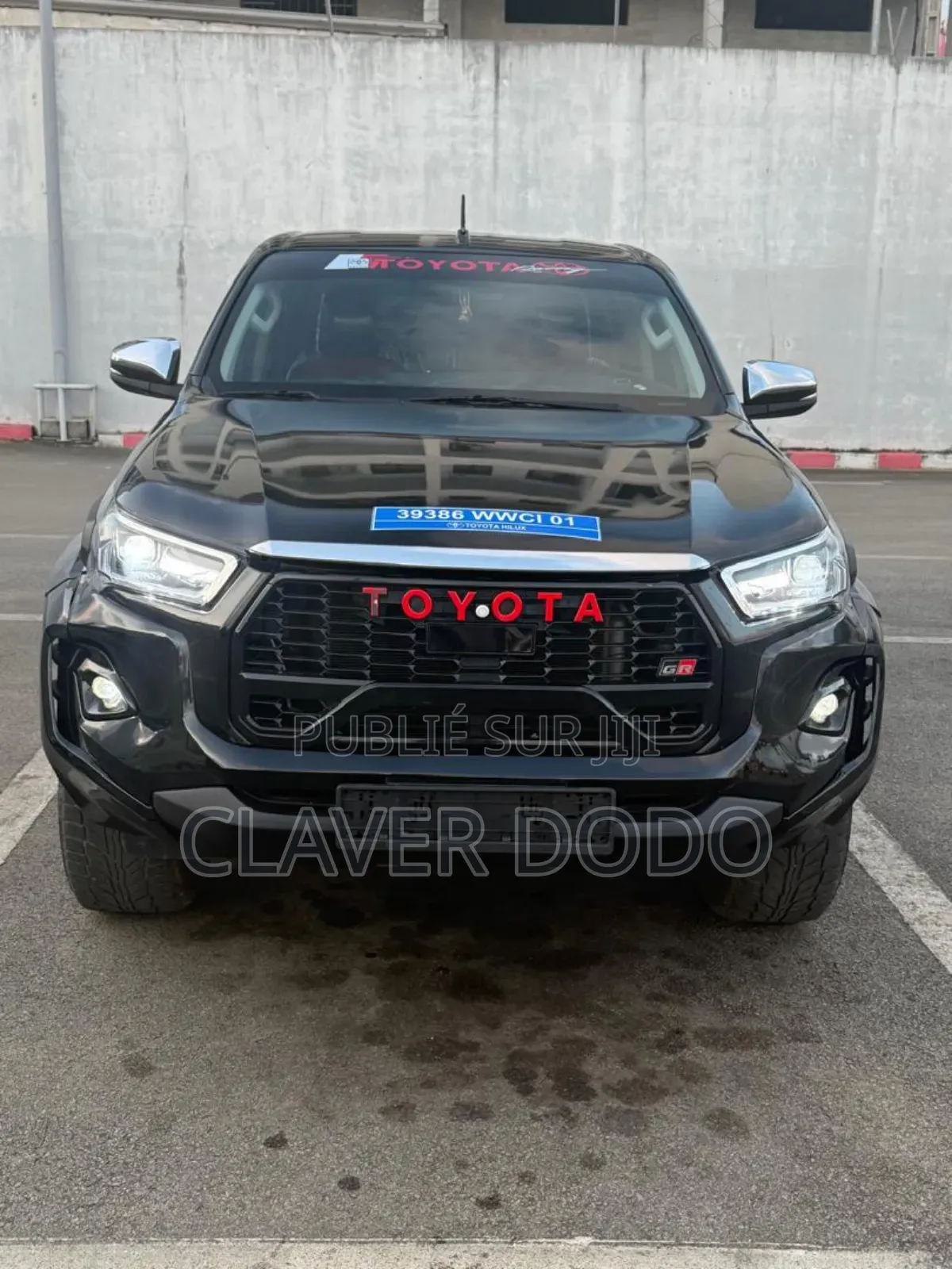 Toyota Hilux 2020 Black