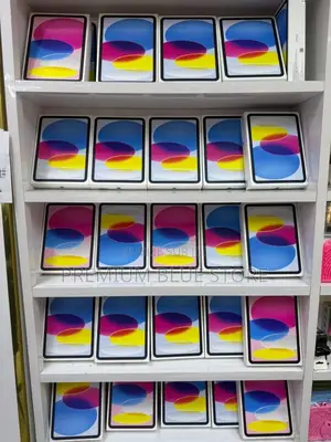 Neuf Apple iPad (2025) 256 GB
