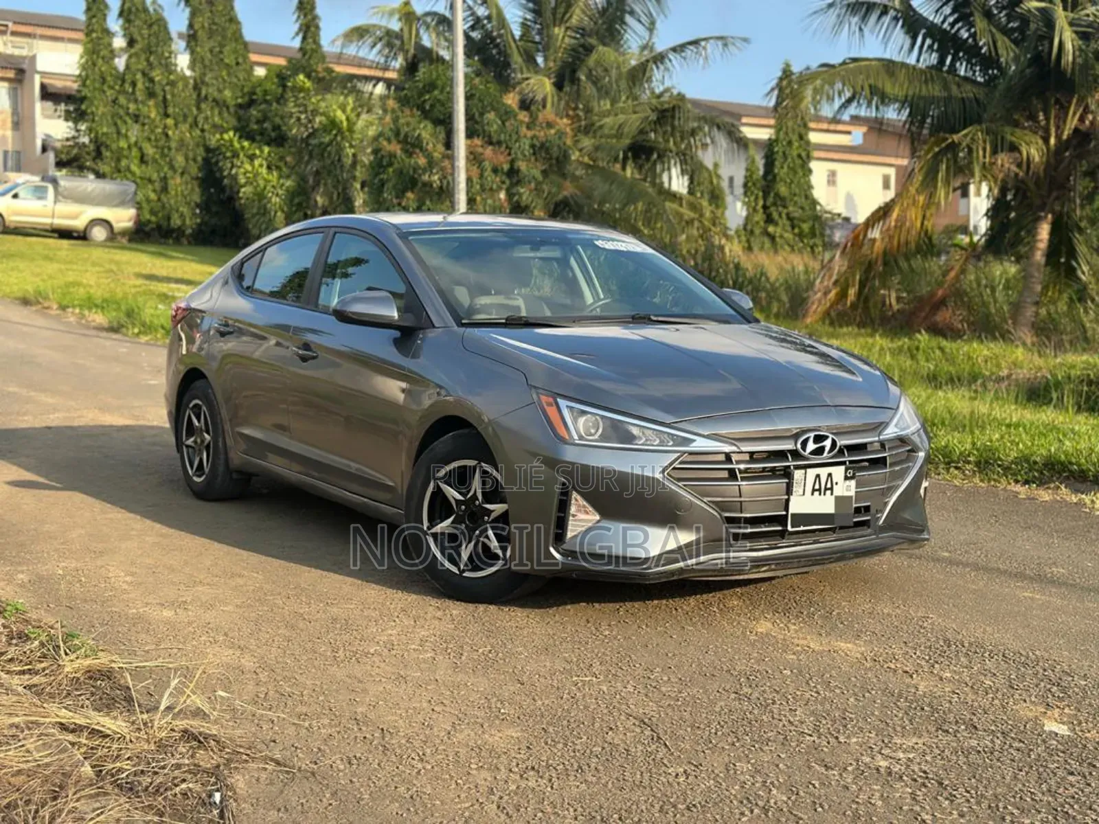 Hyundai Elantra Limited 2020 Gris