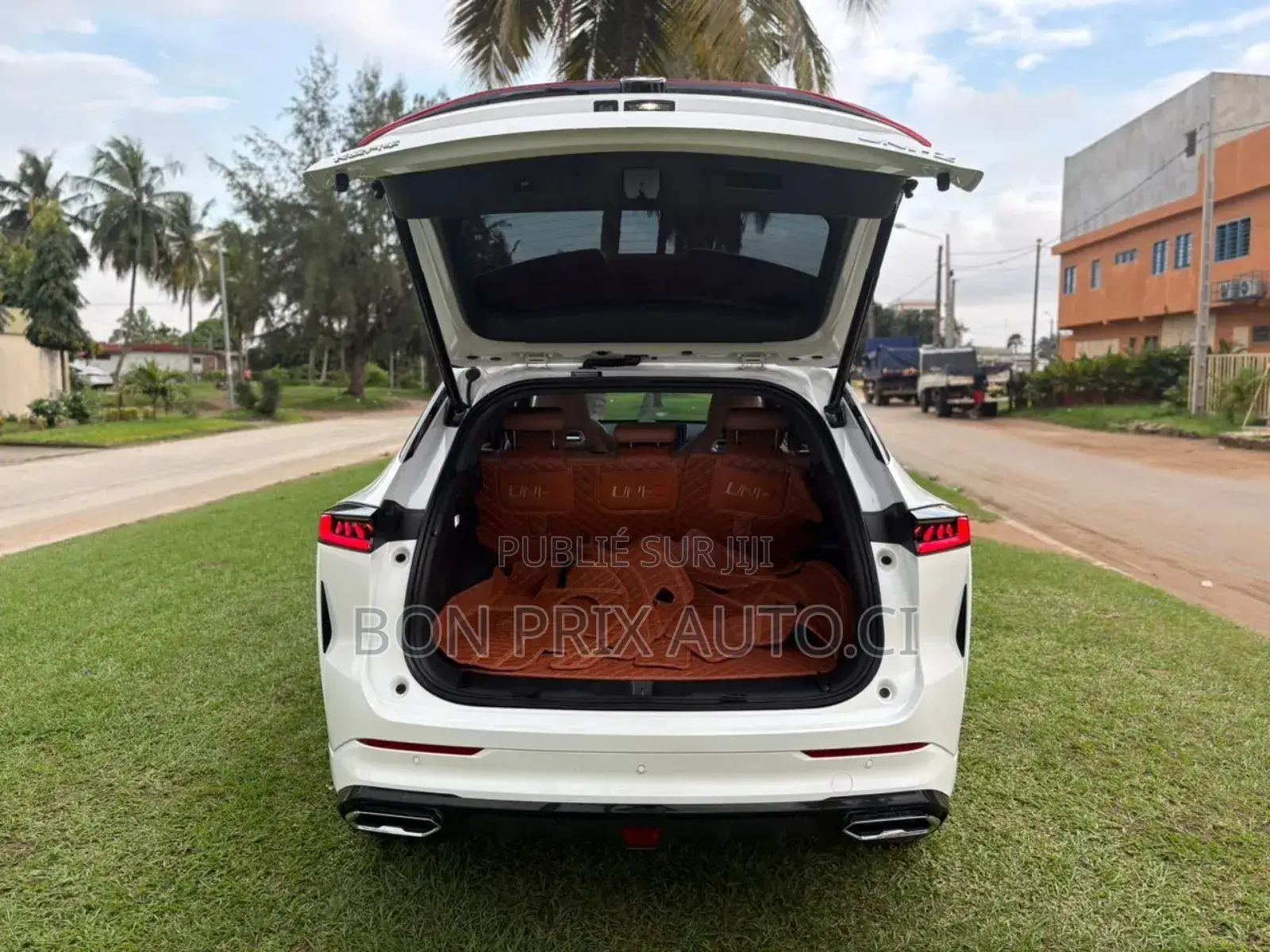 Neuf Changan UNI-K 1.5 Hybrid FWD 2025 Blanc