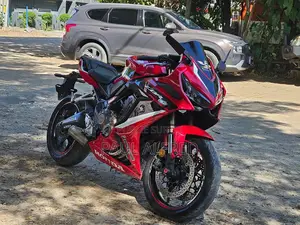 Honda CBR 2021 Rouge