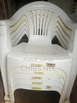 Photo - Chaises d'Occasion Propre