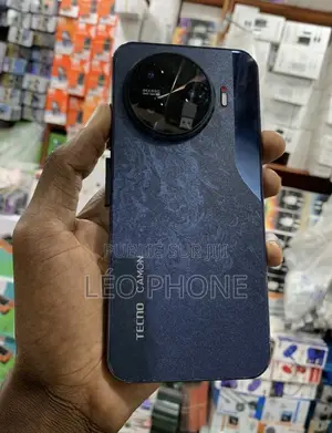 Photo - New Tecno Camon 30 Pro 5G 512 GB Black