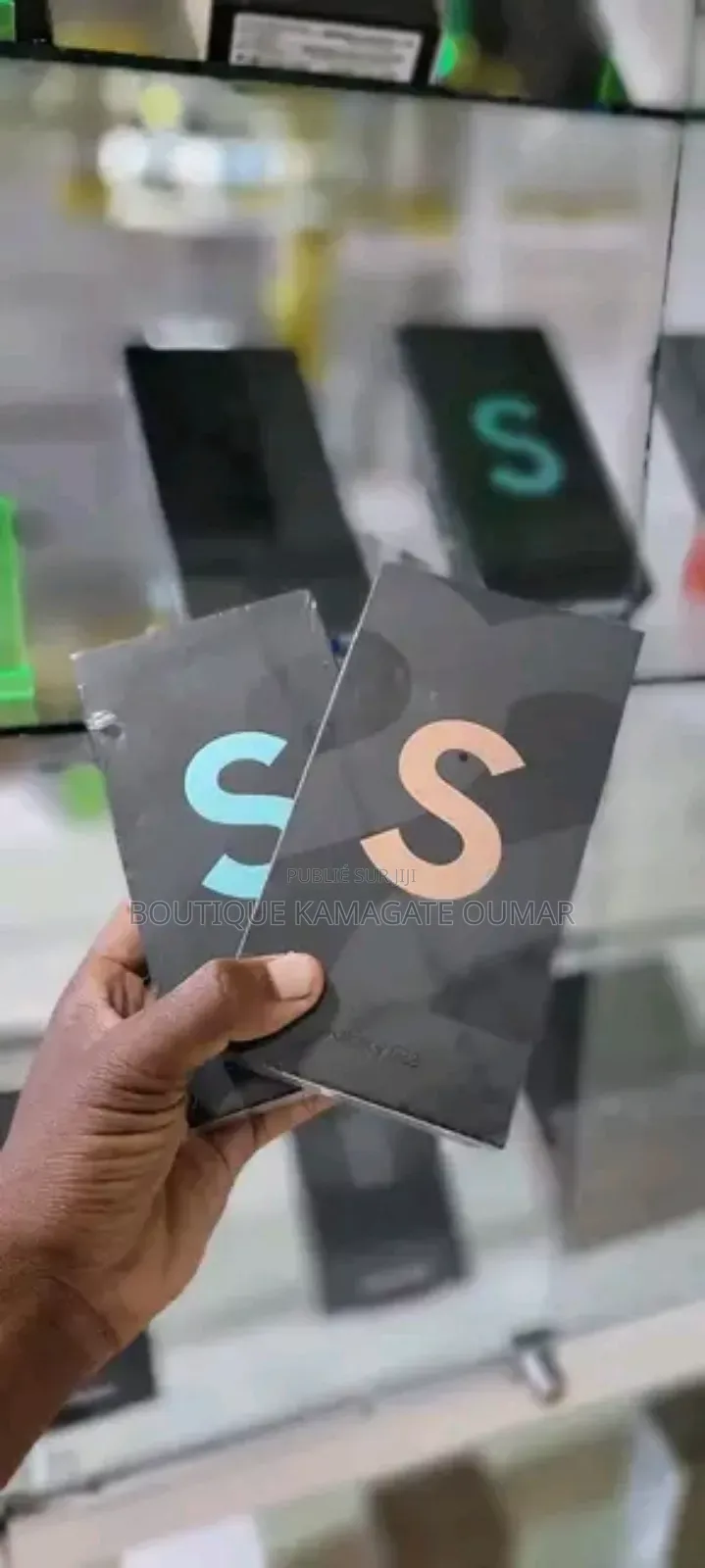 New Samsung Galaxy S22 5G 256 GB Black