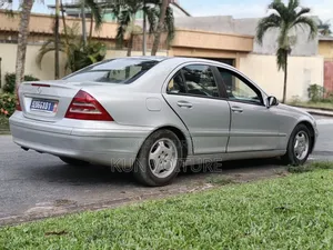 Mercedes-Benz C220 2001 Argenté