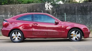 Mercedes-Benz C200 2003 Rouge
