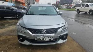 Photo - Suzuki Baleno 2023 Gris