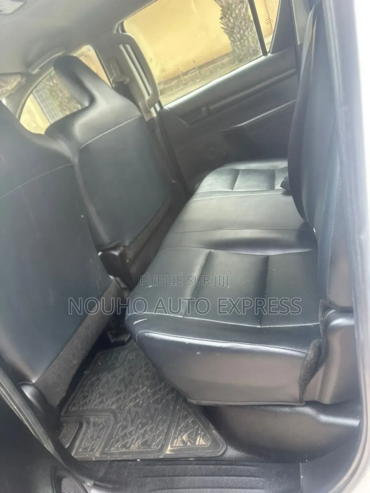 Toyota Hilux 2022 Black