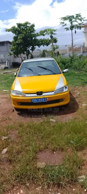 Peugeot 306 2.0 D 1999 Jaune
