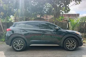 Hyundai Tucson SE AWD 2019 Black