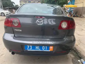Mazda 3 Sedan 2005 Gris